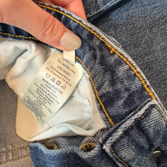 EVERLANE Women's The Low-Key Jean in Medium Blue, Size 27R - Picture 6 of 8